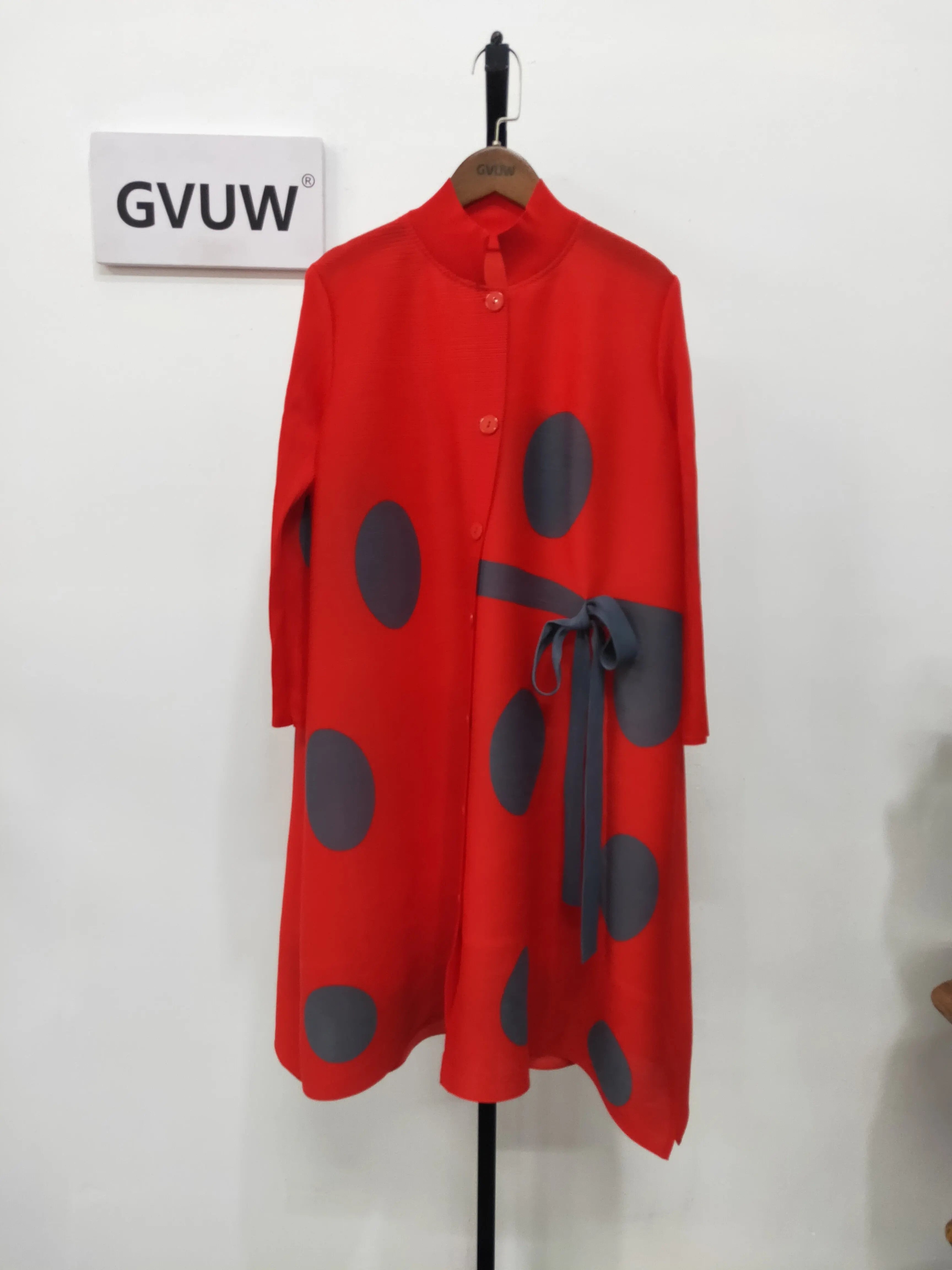 Showlu Store Nation 0 red / One Size Elegant Stand Collar Pleated Dress