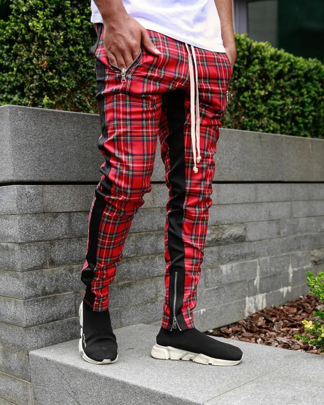 Men's spring and summer fashion casual two-color plaid tracksuit pants with zipper bottoms fitness pants SHOWLU FASHION STORE