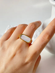Peri'sBox Chunky Elegant Stainless Steel Gold Plated Rectangle Monther of Pearl Rings Jewelry Black Shell Finger Ring Unusual SHOWLU FASHION STORE