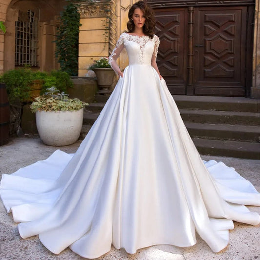 Elegant Women's Long Sleeve Bridal Dresses Lace Applique Princess Prom Formal Beach Party Wedding Gowns Satin Pleated Plus Size - SHOWLU FASHION STORE