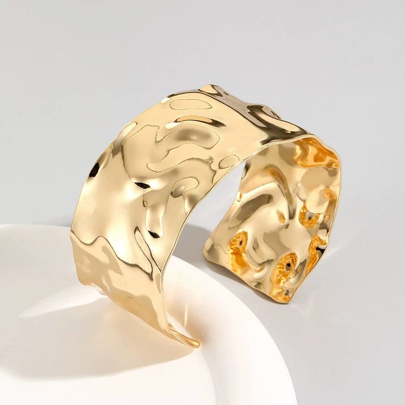 Exaggerated Open - Ended Bracelet Women's Fashion Elegant New Arrival Niche Style Retro Style Metal Texture Bracelet Ruched Face Hand Jewelry - SHOWLU FASHION STORE