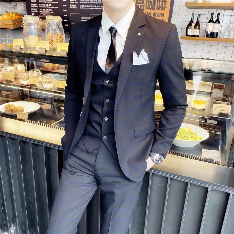 High Quality 2023 New Men (suit + Vest + Trousers) British Fashion Slim Handsome Trend All - in - one Banquet Three - piece Set Blaze - SHOWLU FASHION STORE