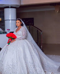 Luxury Plus Size Ball Gowns Lace Sequined Wedding Dress Custom Made Scoop Long Sleeve Beaded Vestido de novia 2023 - SHOWLU FASHION STORE
