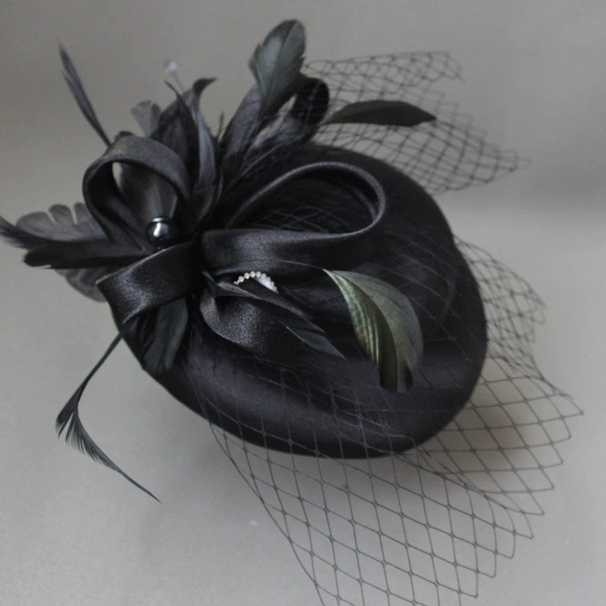 Retro Party Gathering Billycock Headdress Elegant Veil - SHOWLU FASHION STORE