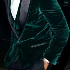 Velvet Slim Fit Men Suits For Prom With Black Peaked Lapel Dark Green Blazer 3 Piece Groom Wedding Tuxedo Male Fashion Stage - SHOWLU FASHION STORE