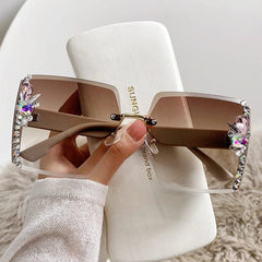 y2k Luxury Diamond Glasses Effect Lady Heart Lenses Sunglasses For Women Driving Eyeglass Female Sun Glasses Black Eyewear - SHOWLU FASHION STORE